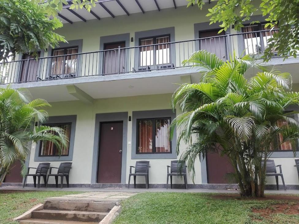 The Paramount Lodge Polonnaruwa Ngoại thất bức ảnh